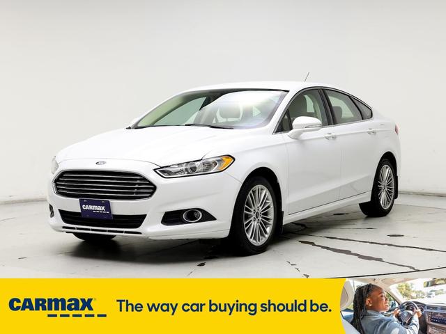 2014 ford fusion se