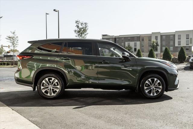 2024 toyota highlander xle