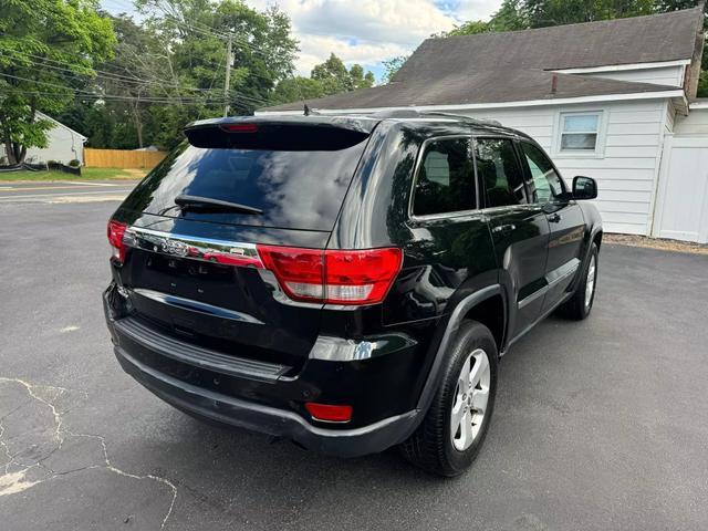 2012 jeep grand cherokee laredo