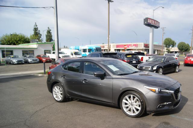 2017 mazda mazda3 grand touring