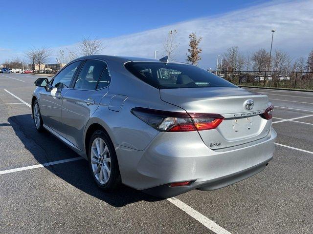 2023 toyota camry le
