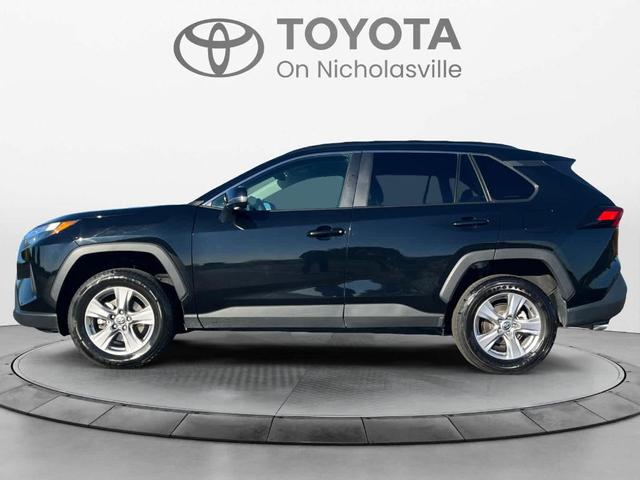 2023 toyota rav4 xle