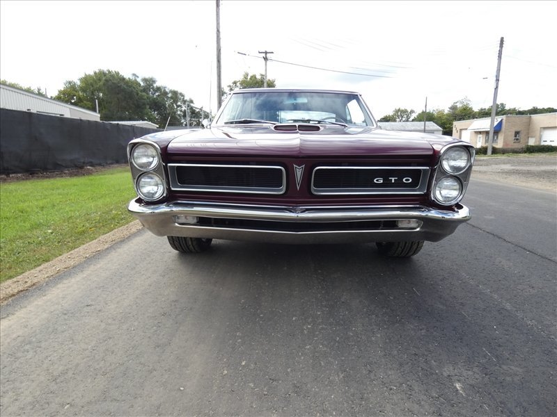 1965 pontiac lemans hardtop coupe 5-speed 502-powered