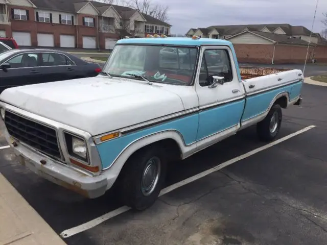1978 ford f-150, a little rust and no radio. she runs beautifully