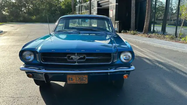 vintage 1964 1/2 mustang of first generation. rare. award winning. runs great