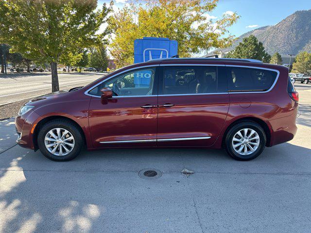 2018 chrysler pacifica touring-l