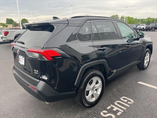2019 toyota rav4 xle
