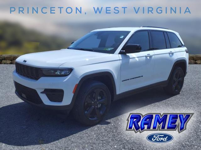 2023 jeep grand cherokee altitude