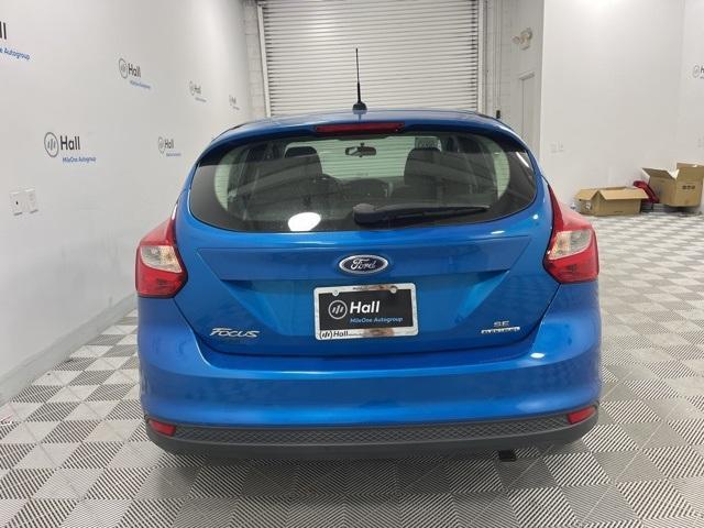 2014 ford focus se