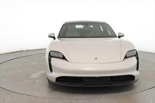 2022 porsche taycan rwd