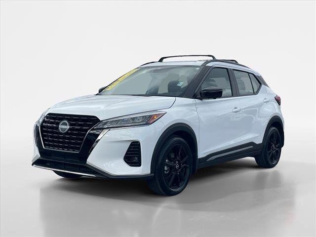 2023 nissan kicks sr