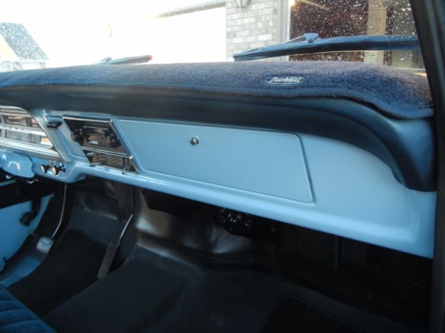 1972 ford f-250 ~ 3/4 ton ~ 2 wheel drive sport custom truck
