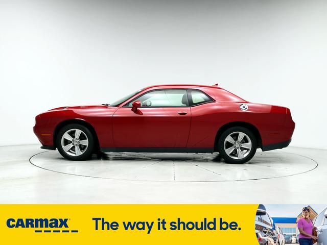 2015 dodge challenger sxt
