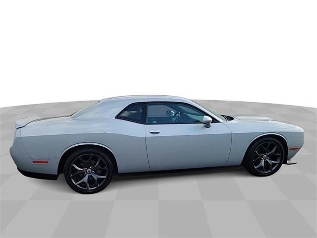 2019 dodge challenger gt