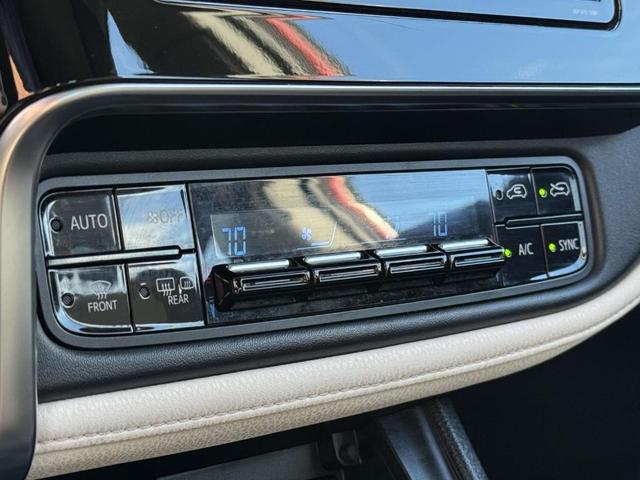 2018 toyota corolla im base