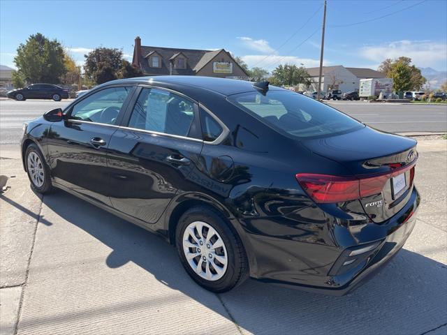 2021 kia forte fe