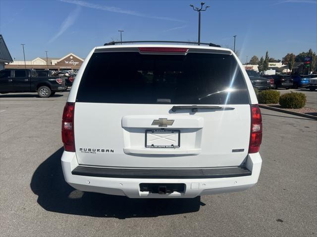 2011 chevrolet suburban 1500 lt
