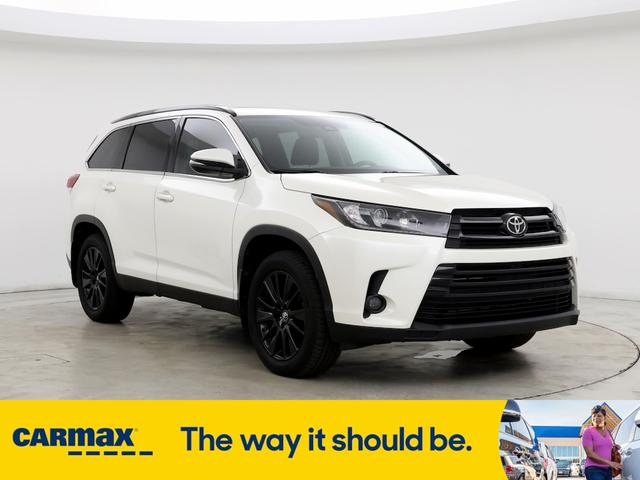 2019 toyota highlander se