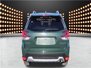 2022 Subaru Forester touring