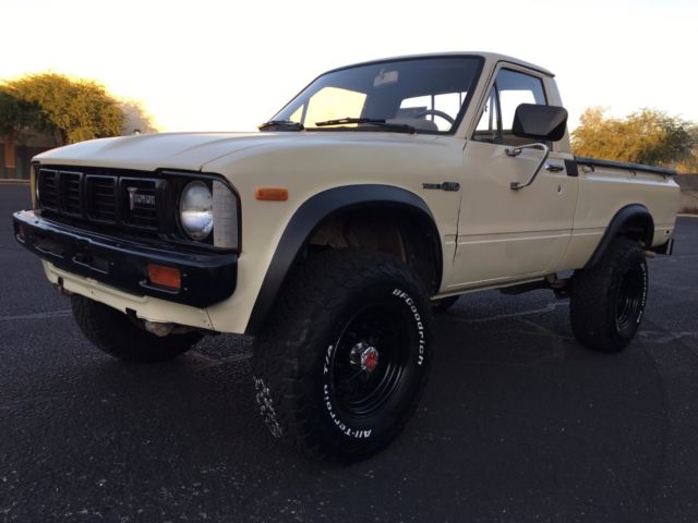 2 owner hi-lux pickup truck sr5 4x4 5 speed cold ac rust free az rock crawler