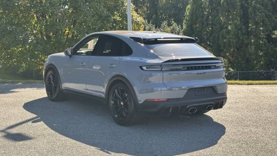 2024 Porsche Cayenne