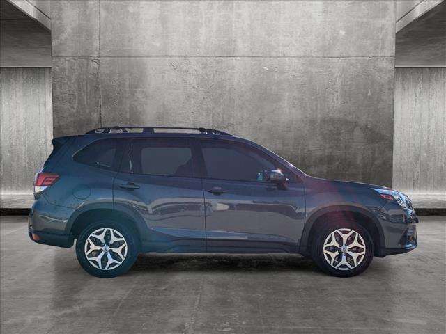 2022 subaru forester premium