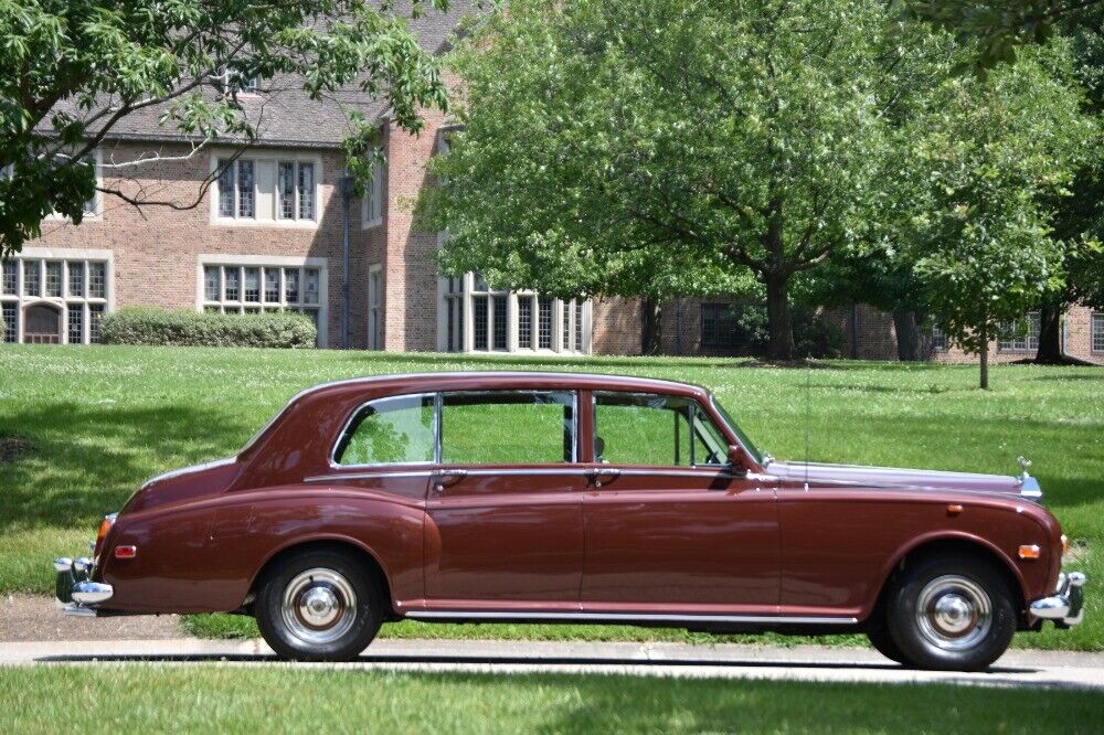 1976 rolls-royce phantom vi