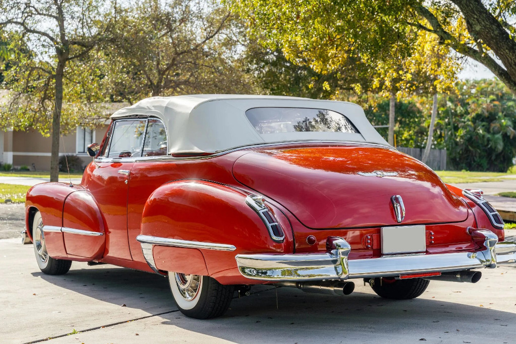 cadillac series 62