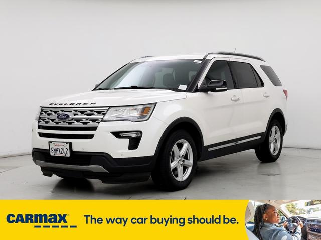 2019 ford explorer xlt