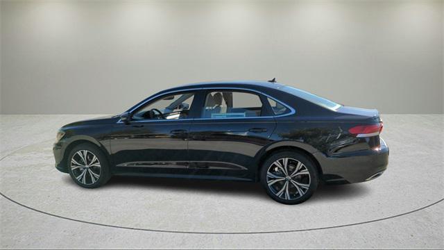 2022 volkswagen passat 2.0t se