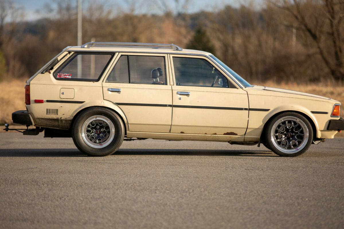1983 toyota corolla wagon-turbo ls 6-speed
