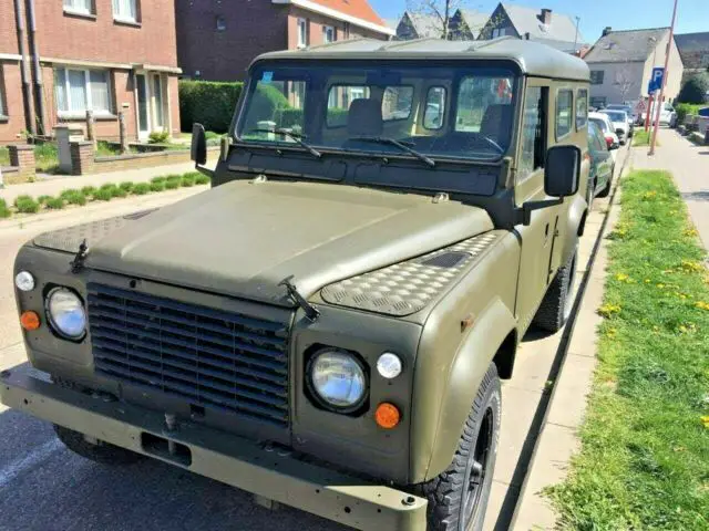 defender 110 lhd doomsday preppers army hummer's bro! army no reserve!