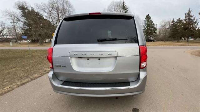 2018 dodge grand caravan se