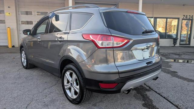 2014 ford escape se