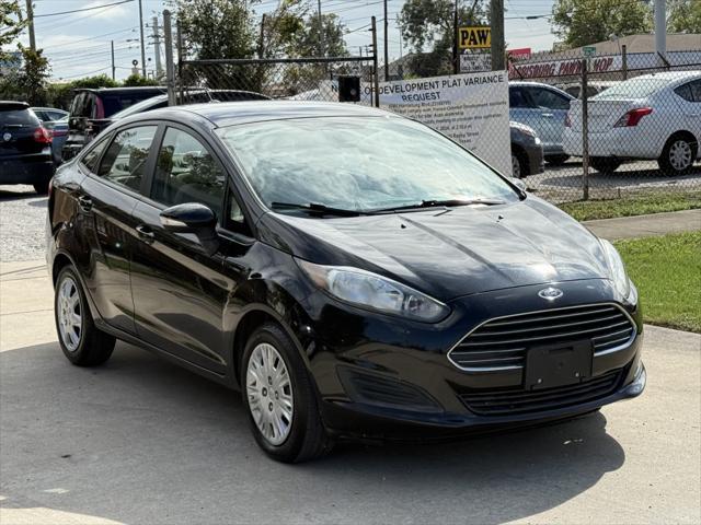 2014 ford fiesta se