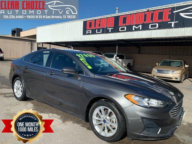 2019 ford fusion se