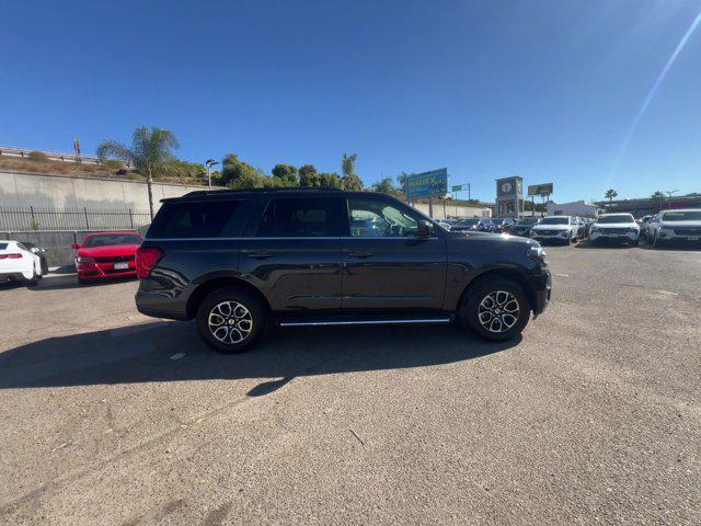2023 ford expedition xlt