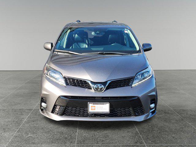 2019 toyota sienna se premium