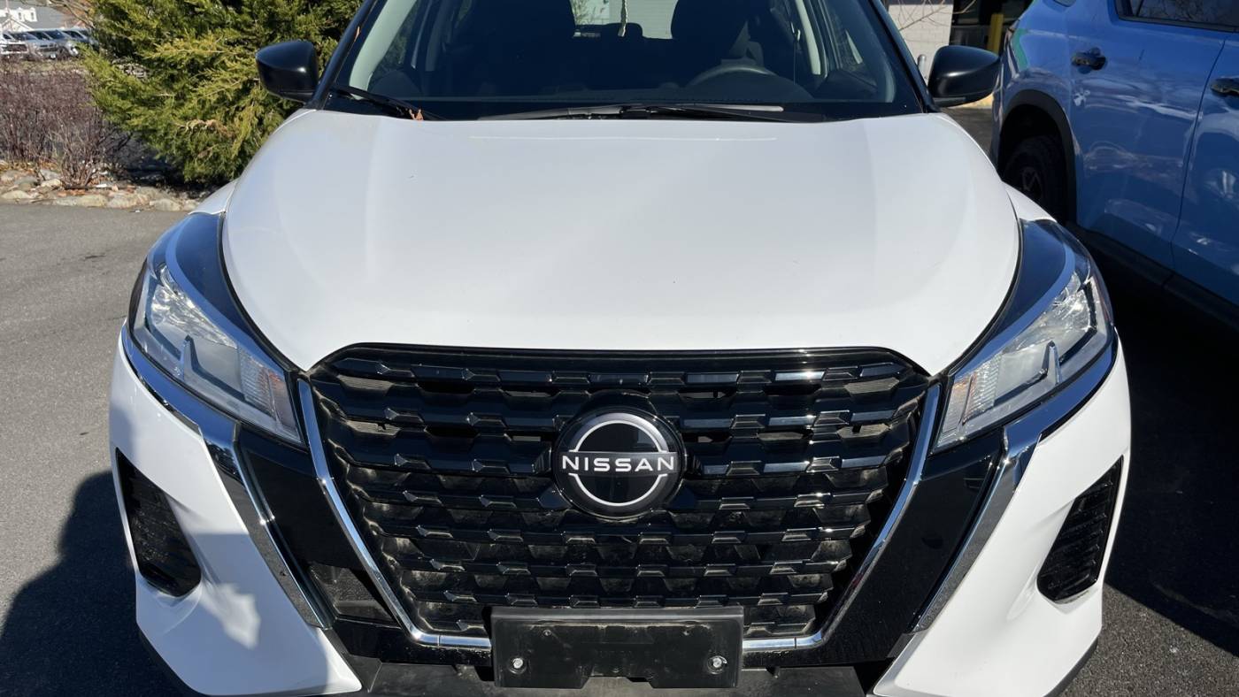 2022 nissan kicks s