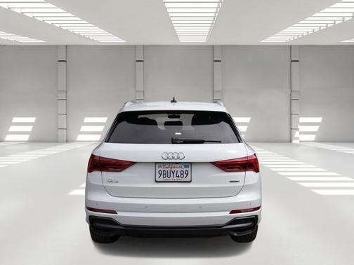 2022 audi q3