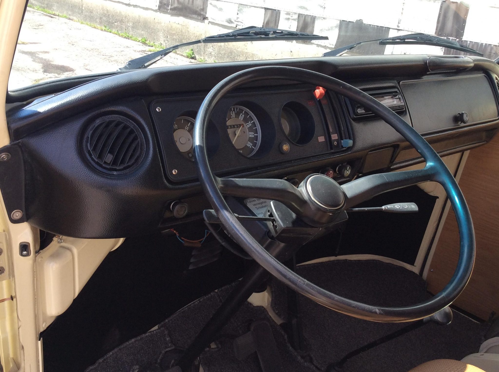 1973 volkswagen bus