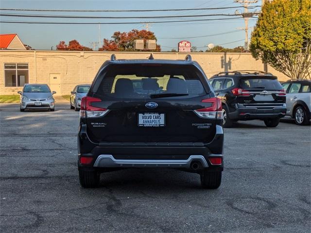 2022 subaru forester touring