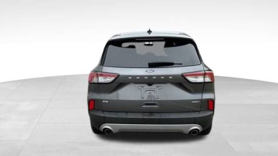 2021 ford escape hybrid se