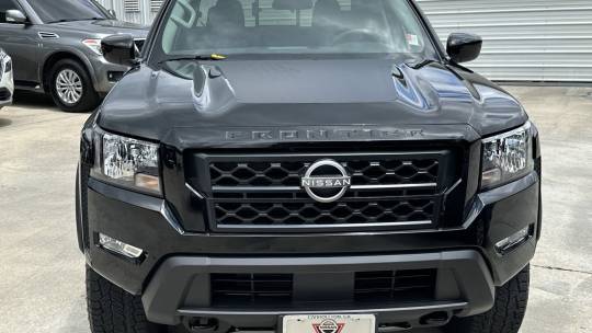 2024 Nissan Navara (Frontier) sv