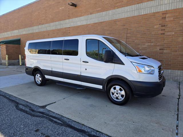 2018 ford transit-350 xlt
