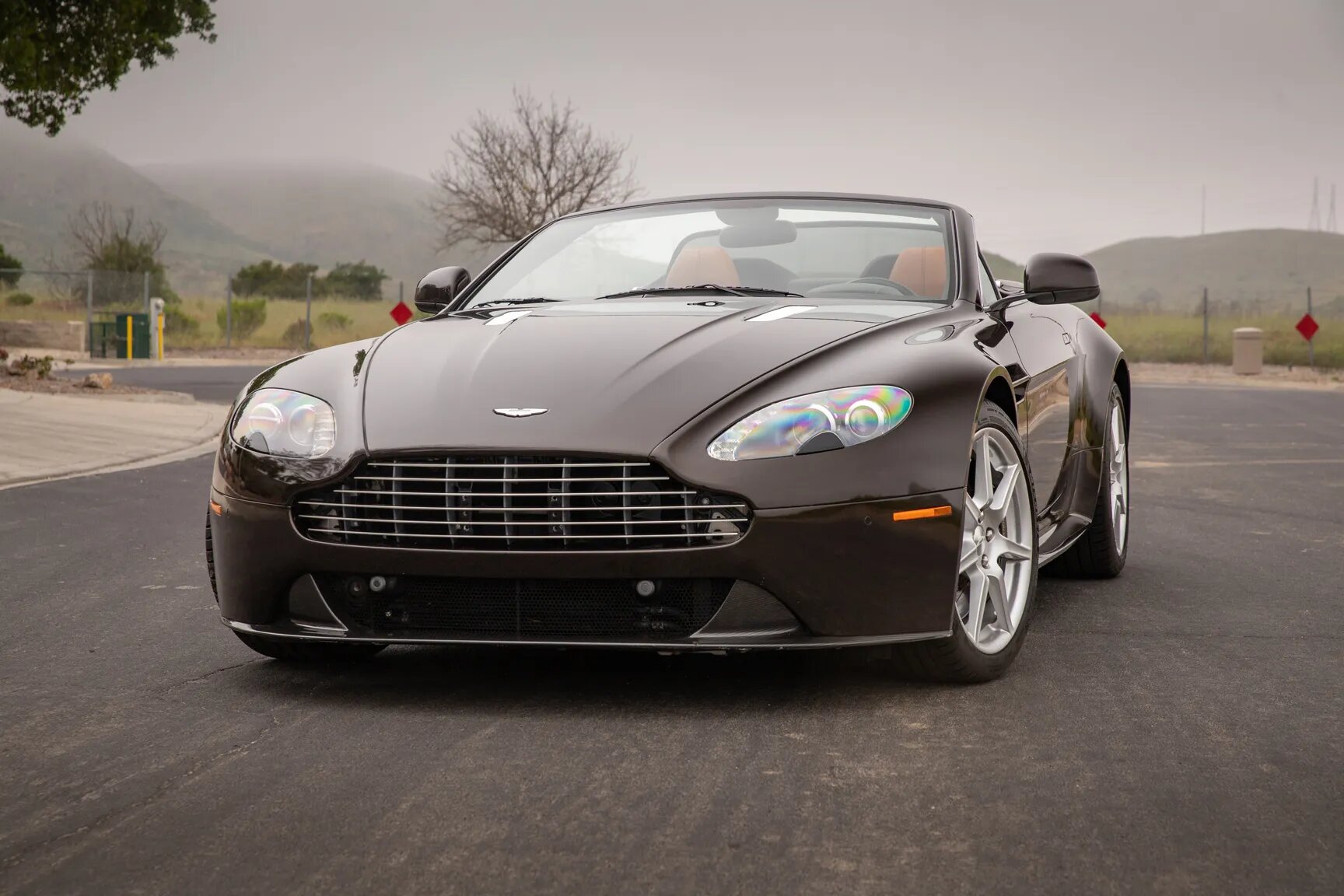 aston martin vantage