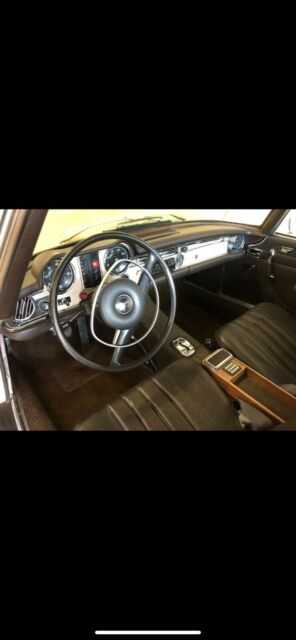 1970 sl 280. garage kept since new. hardtop convertible