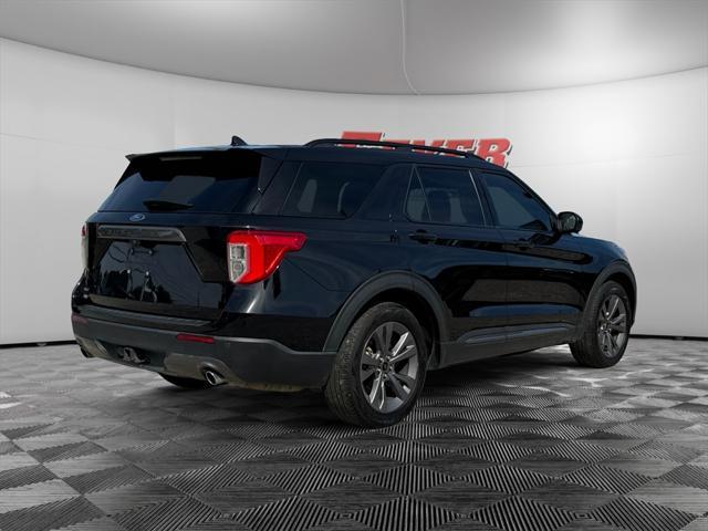 2022 ford explorer xlt