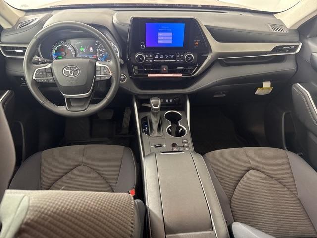 2024 toyota highlander hybrid le