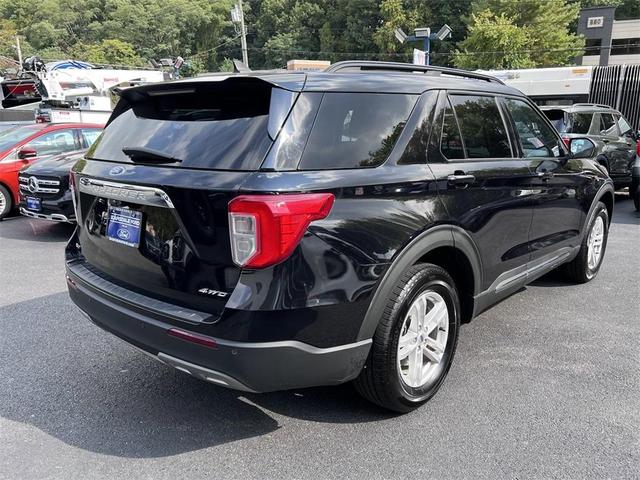 2022 ford explorer xlt